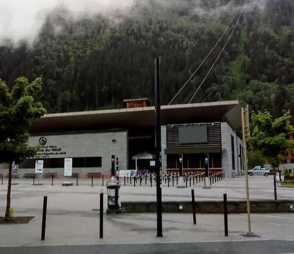 Appartement With Balcony, Mt Blanc View, Parking, Center Of Chamonix